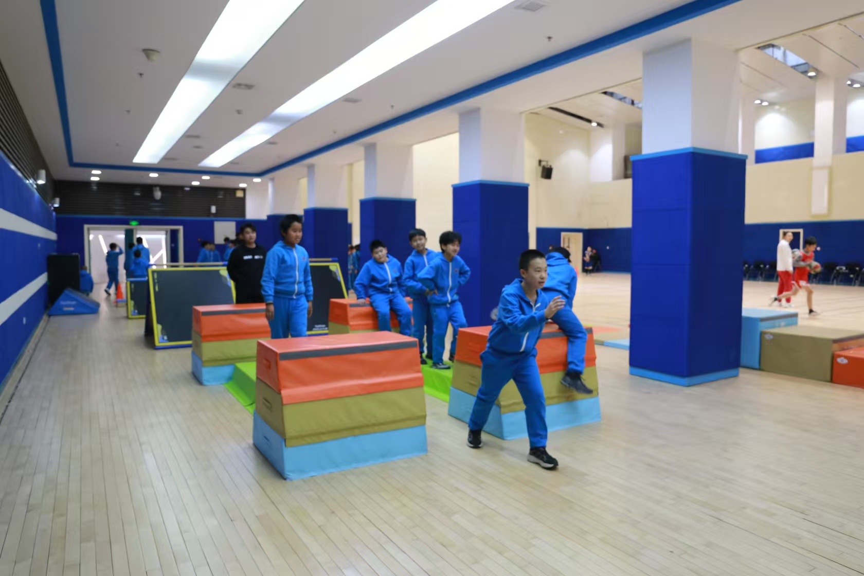 PG电子·(中国)官方网站跑酷器材进京“炫秀”